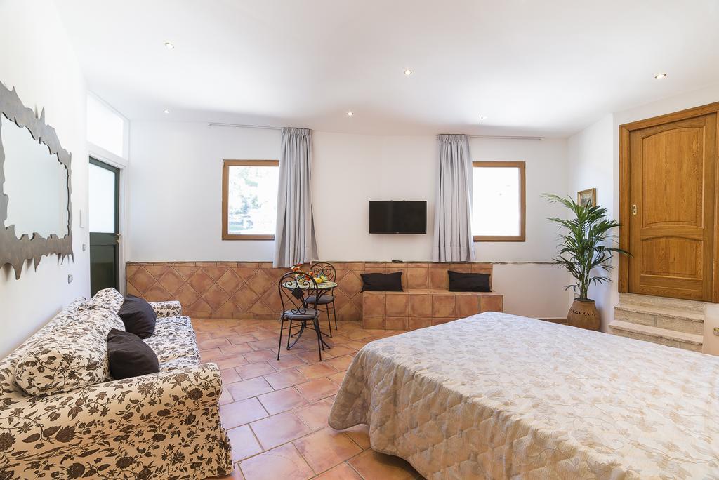 לינה וארוחת בוקר מאיורי Montagnella Relax מראה חיצוני תמונה