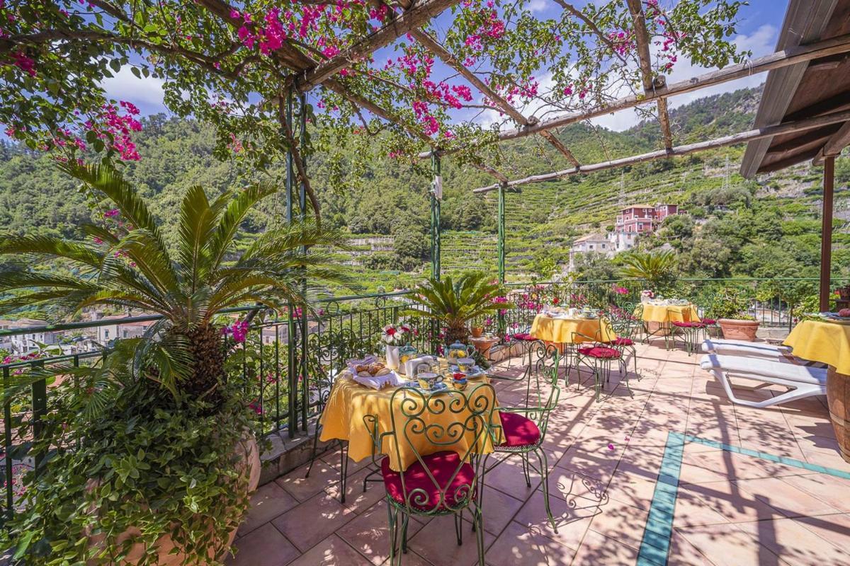 לינה וארוחת בוקר מאיורי Montagnella Relax מראה חיצוני תמונה